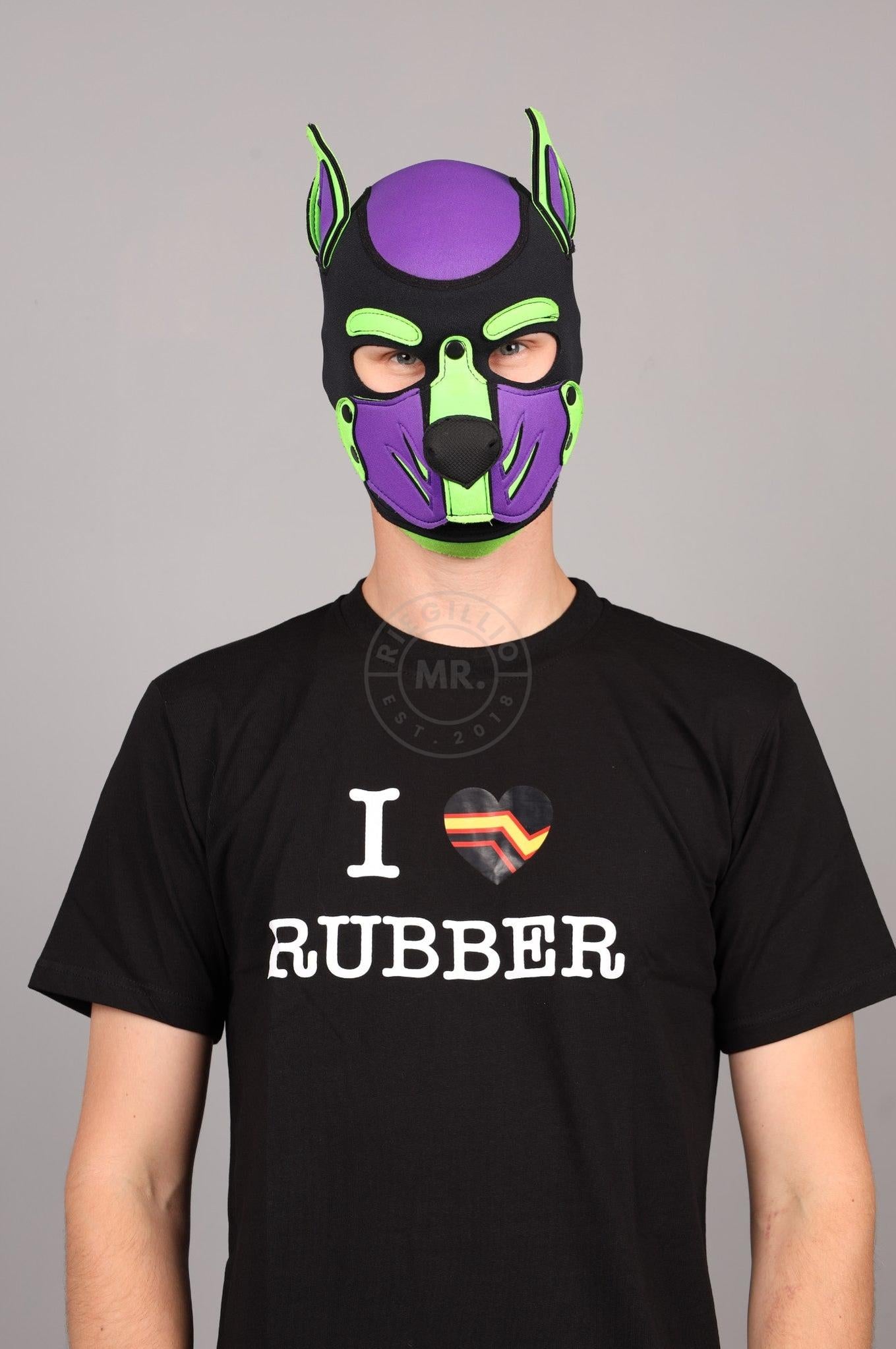 I LOVE RUBBER Souvenir T-Shirt at MR. Riegillio