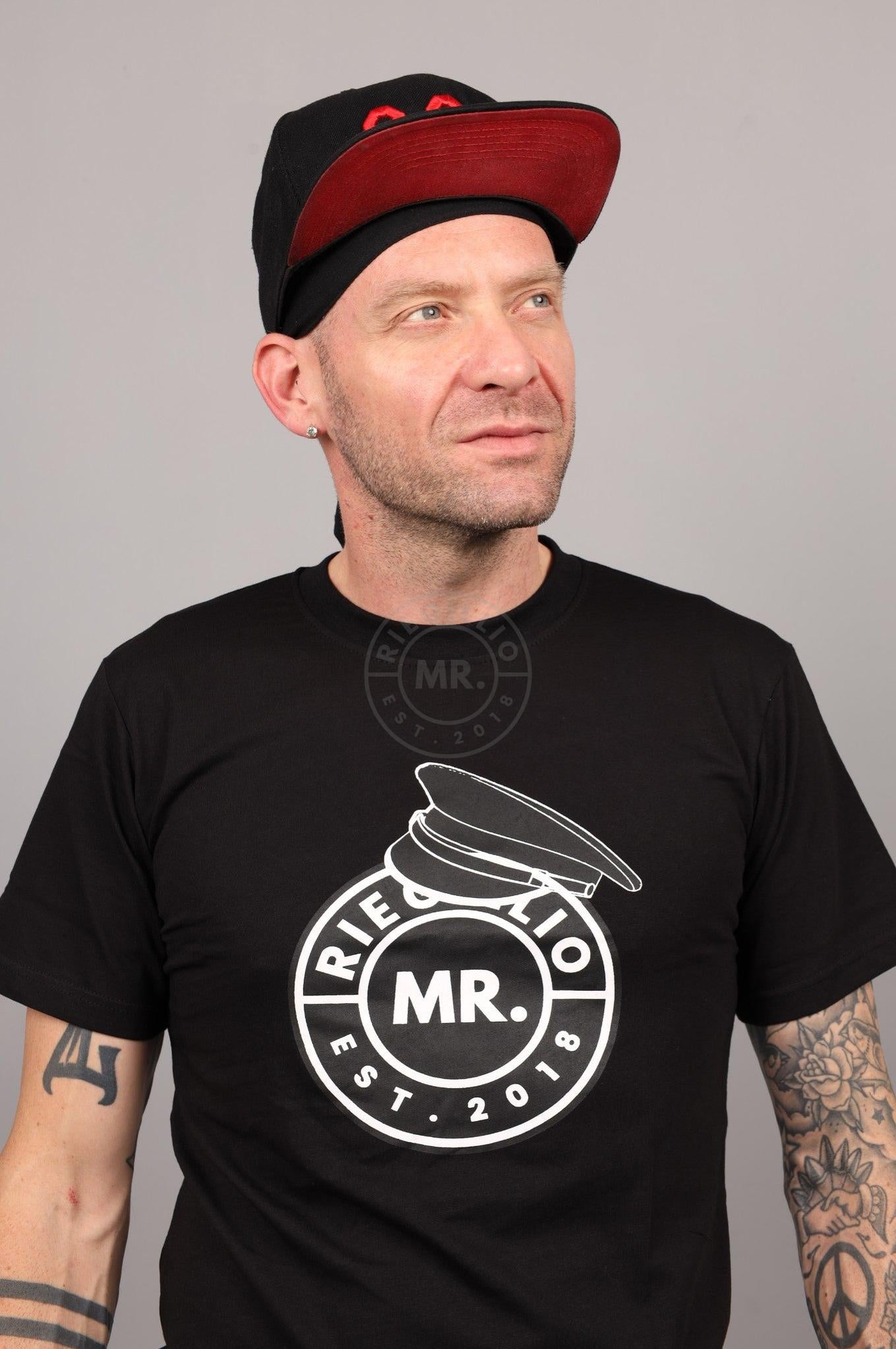 MUIR CAP T-Shirt at MR. Riegillio