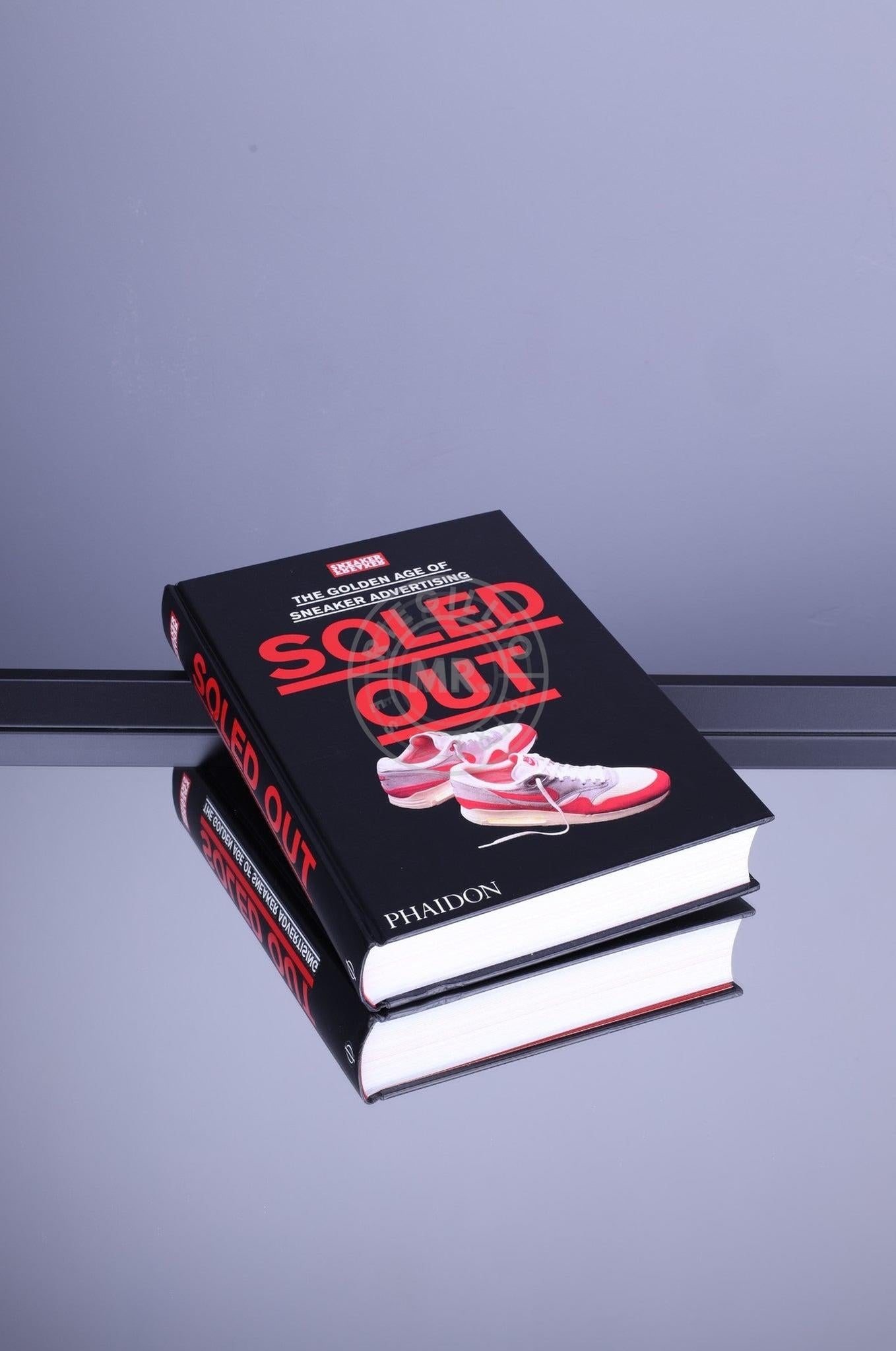 Table Book Sneaker Freaker – SOLED OUT: The Golden Age of Sneaker Advertising at MR. Riegillio