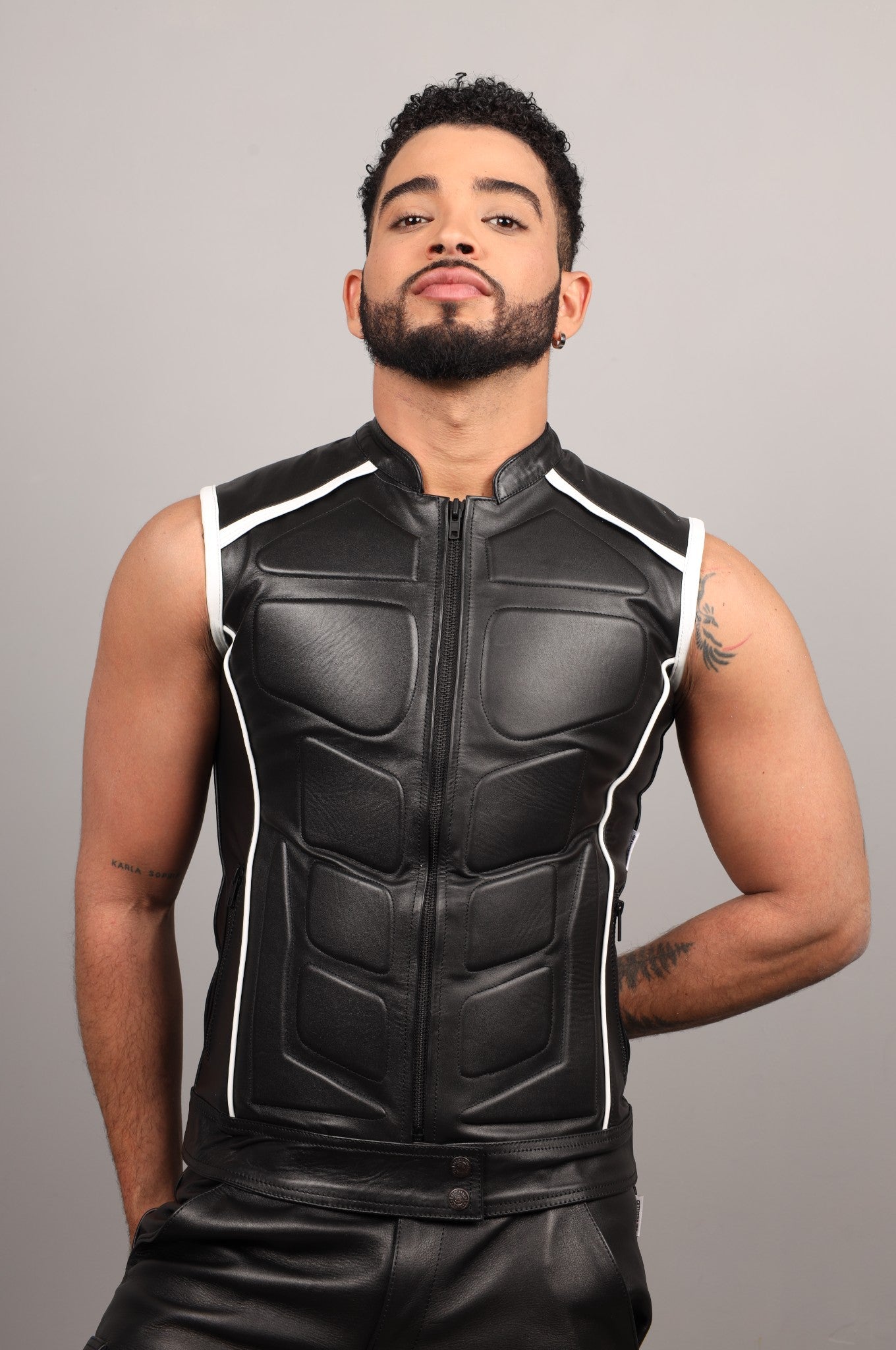 Black Leather Bullet Vest - White Piping